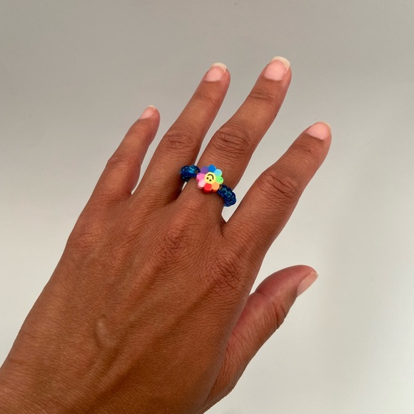 Handmade Trendy Y2K Inspired Smiley Face Glass Bead Stackable Stretch Ring - Picture 1 of 3